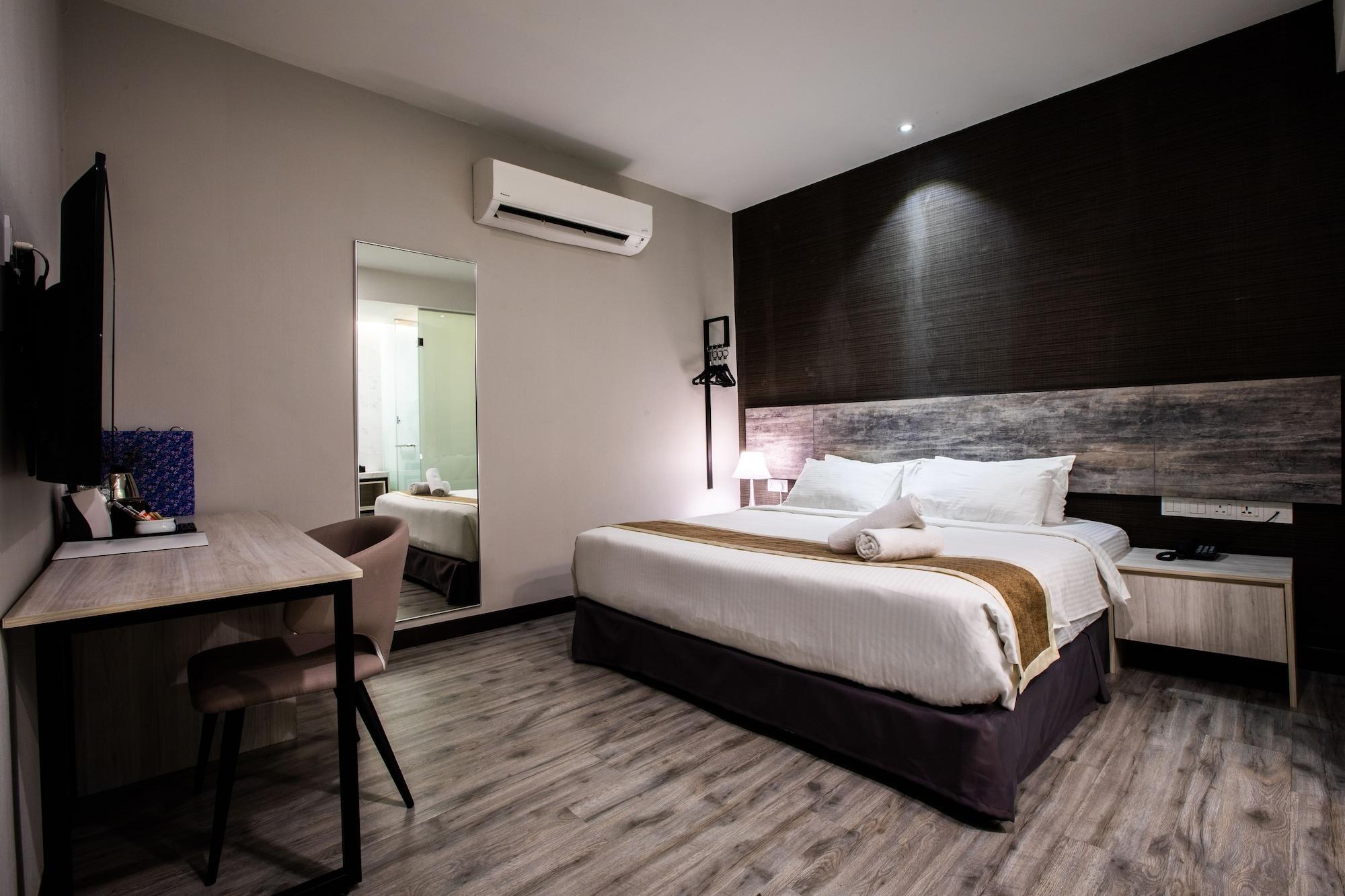 Hotel The Leverage Business 3*